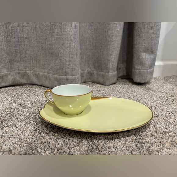 Vintage Noritake Pastel Yellow Snack Plate & Cup Set - Picture 5 of 11